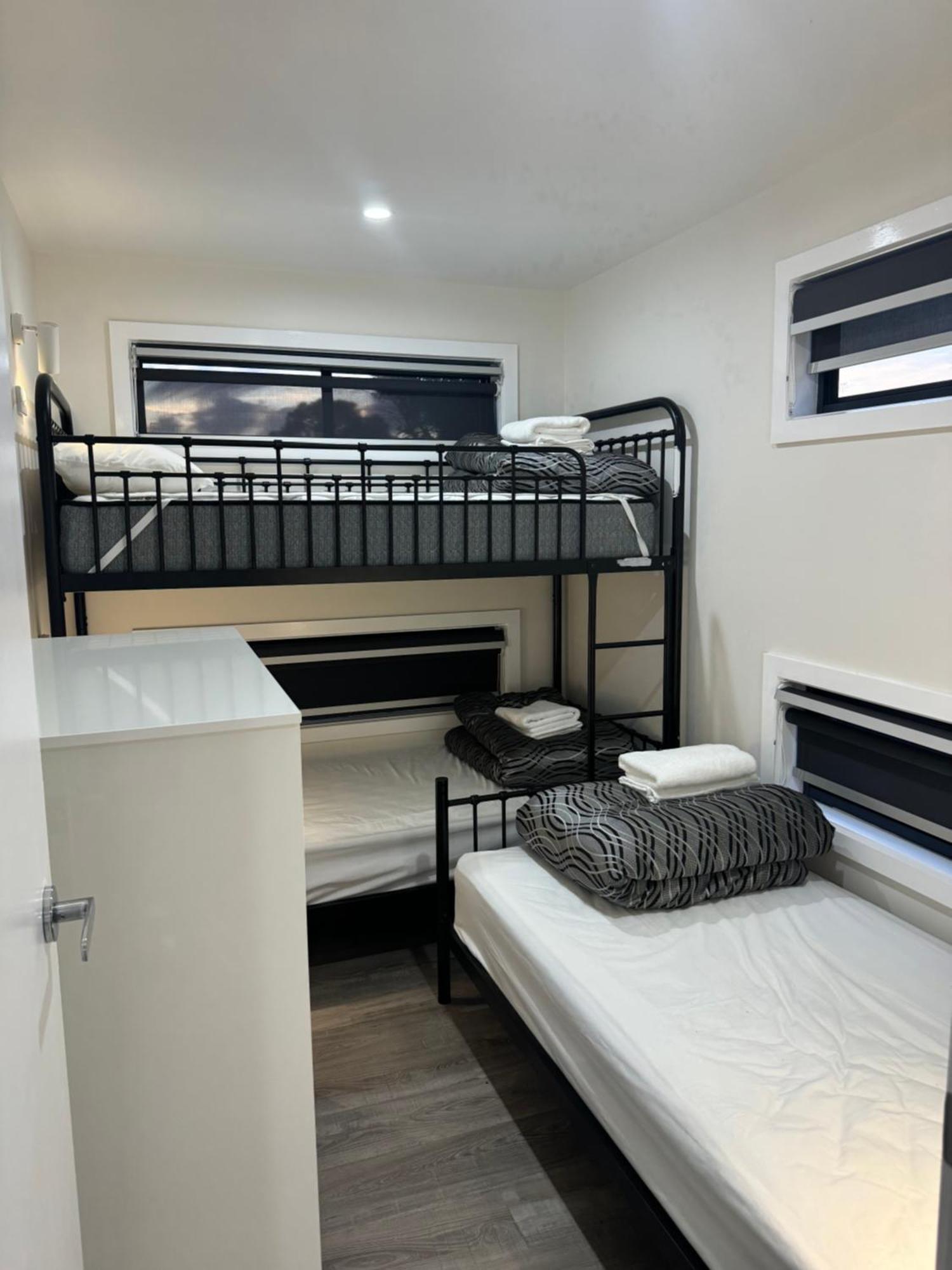 Lake Boga Caravan Park Bagian luar foto